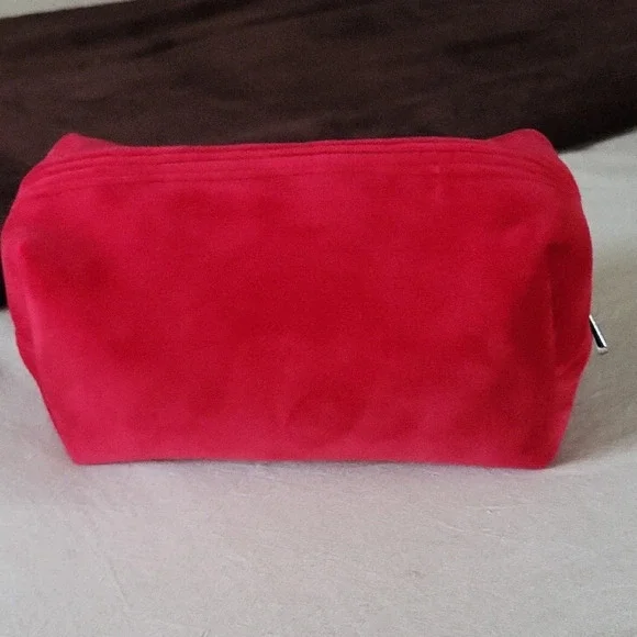 Dior Scarlet Velvet Pouch with Metallic Accent - Picture 3 of 6